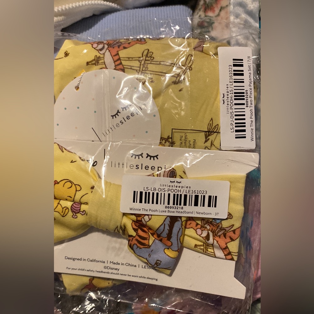 Little sleepies Pooh 2pc set and bow NWT